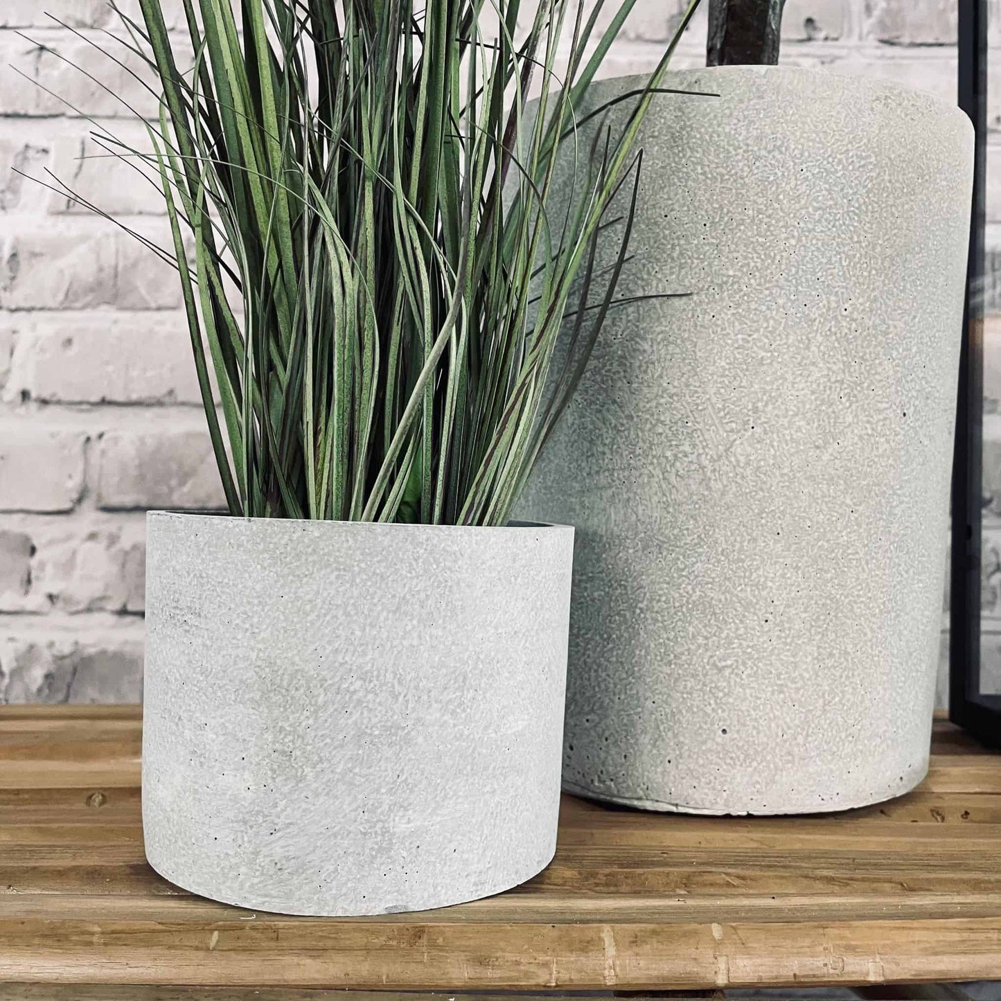 Potte i lysgrå beton NORDIC – Stor potte - VIAMAJA.DK