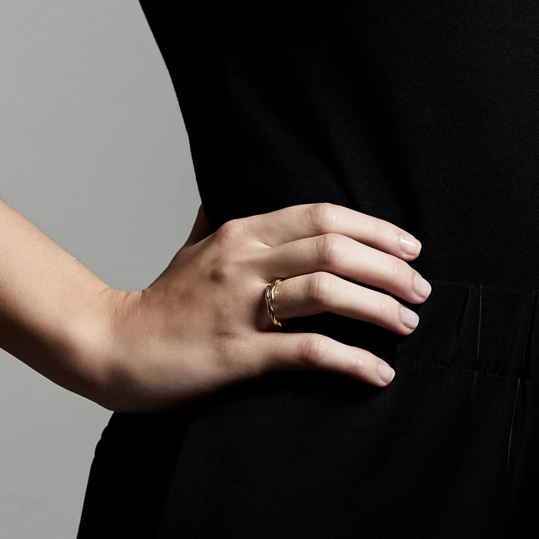 Ring SHAPE 14 karat Guldbelagt - VIAMAJA.DK