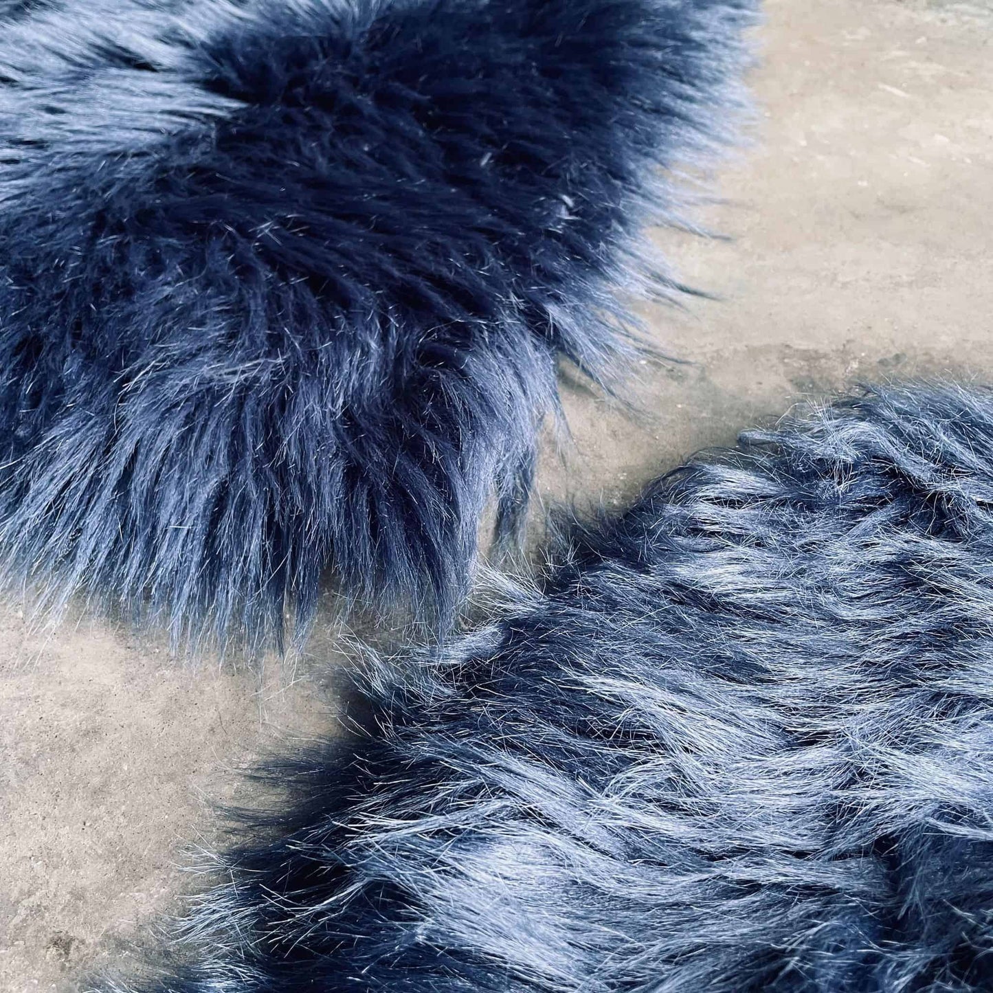 Sædeskind i imiteret pels - JEANS BLUE Ø37cm - VIAMAJA.DK