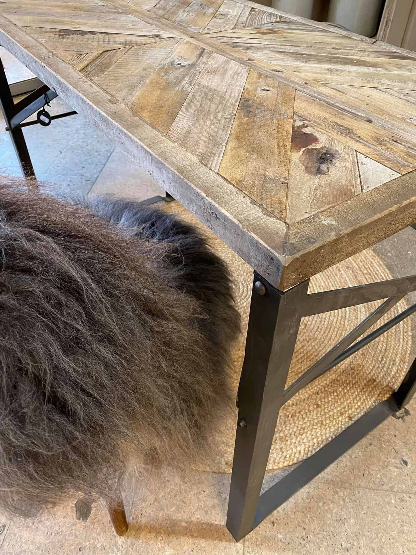 Skrivebord m. træplade - VIAMAJA.DK