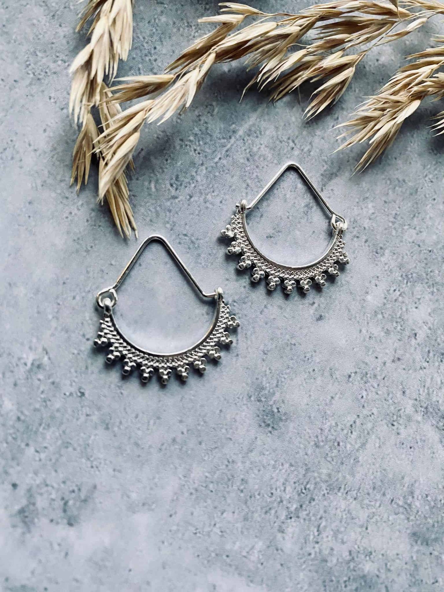 Smukke øreringe Lina sølvbelagt - VIAMAJA.DK