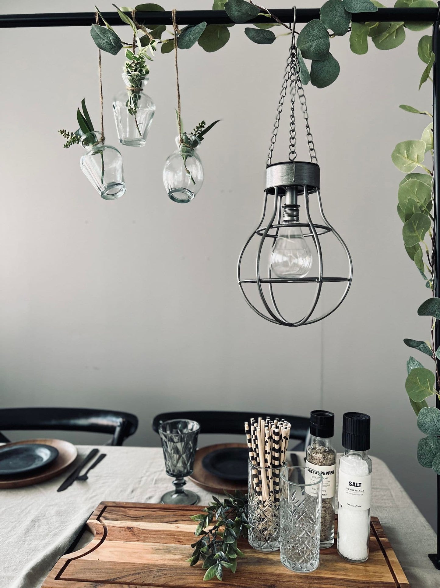 Solpære lanterne med ophæng - Solceller - VIAMAJA.DK