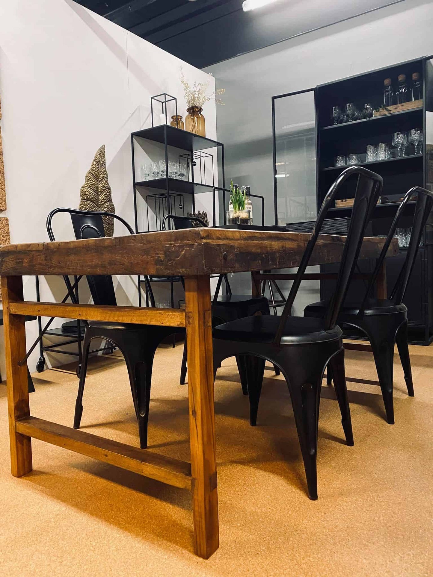 Spisebord i massiv genbrugstræ - 175cm - VIAMAJA.DK