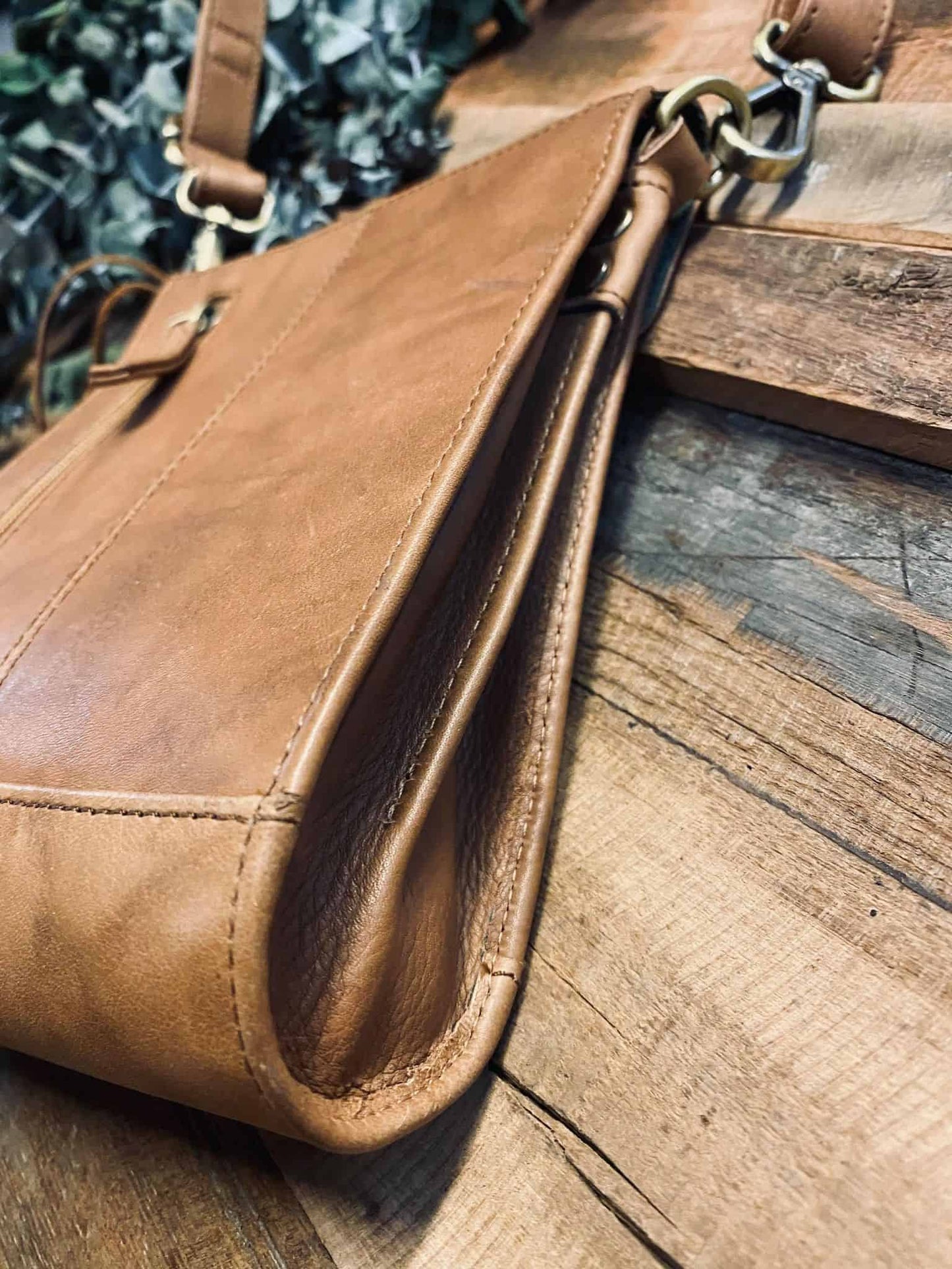 Taske – crossbody MILLE Cognac skind - VIAMAJA.DK