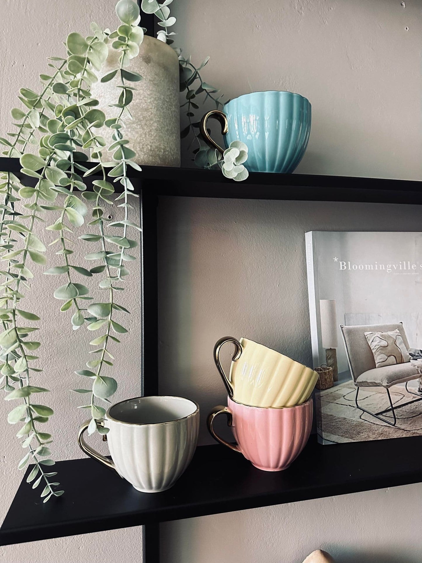 Tekop med guld hank – Beige - VIAMAJA.DK