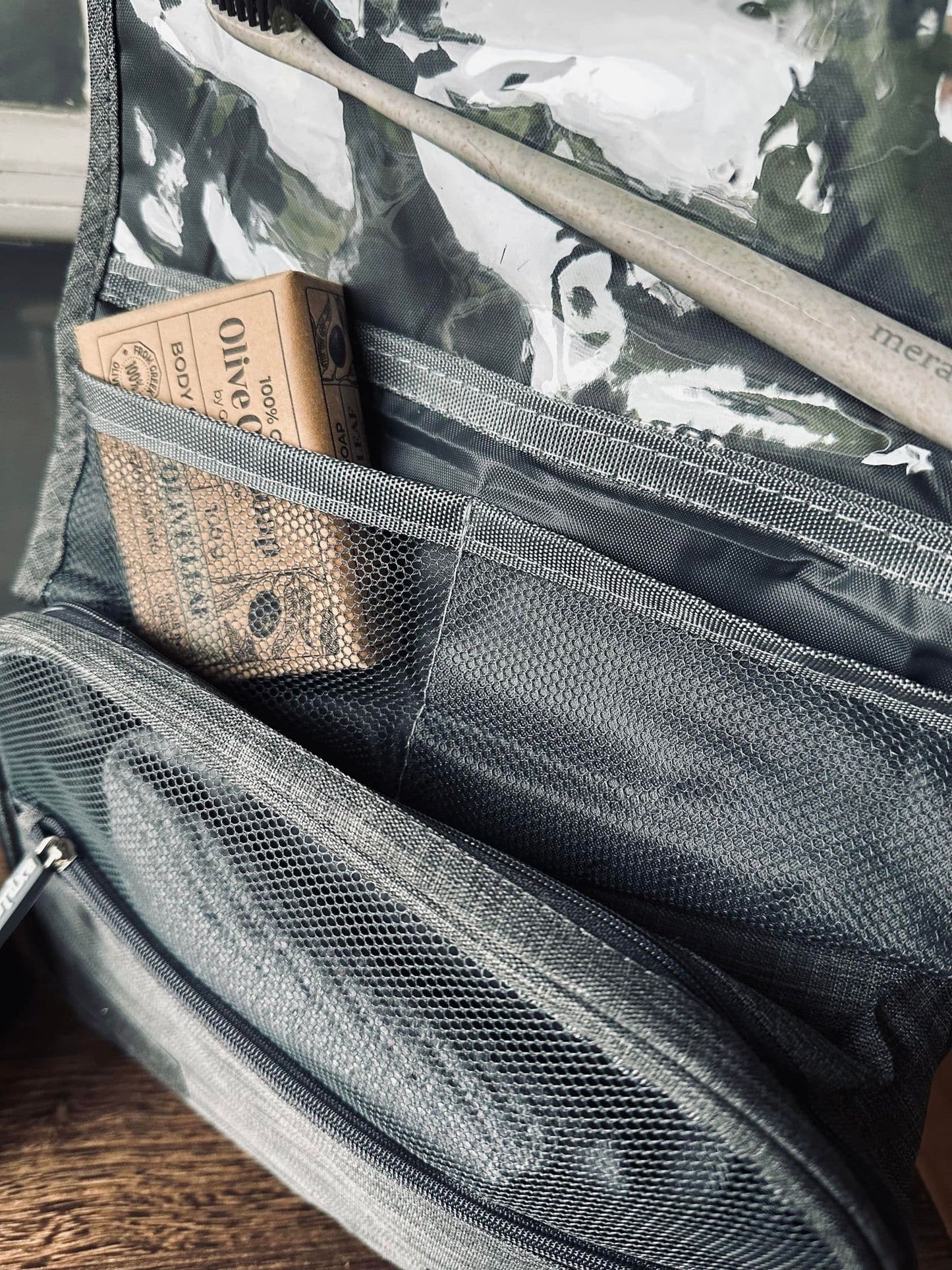 Toilettaske foldbar – Grå nylon - VIAMAJA.DK