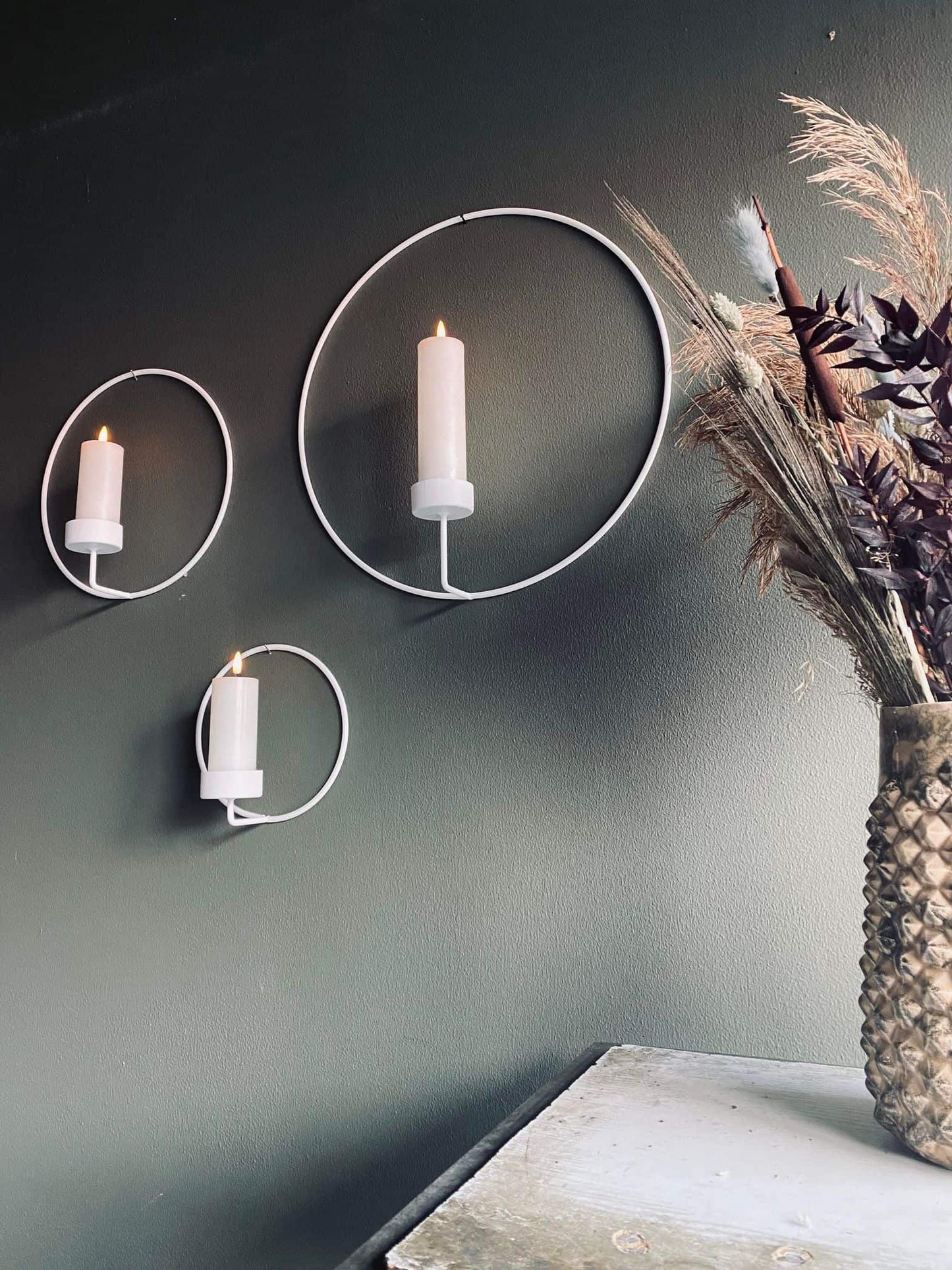 VIAMAJA Cirkel bloklysstage – Hvid Ø 44cm - VIAMAJA.DK