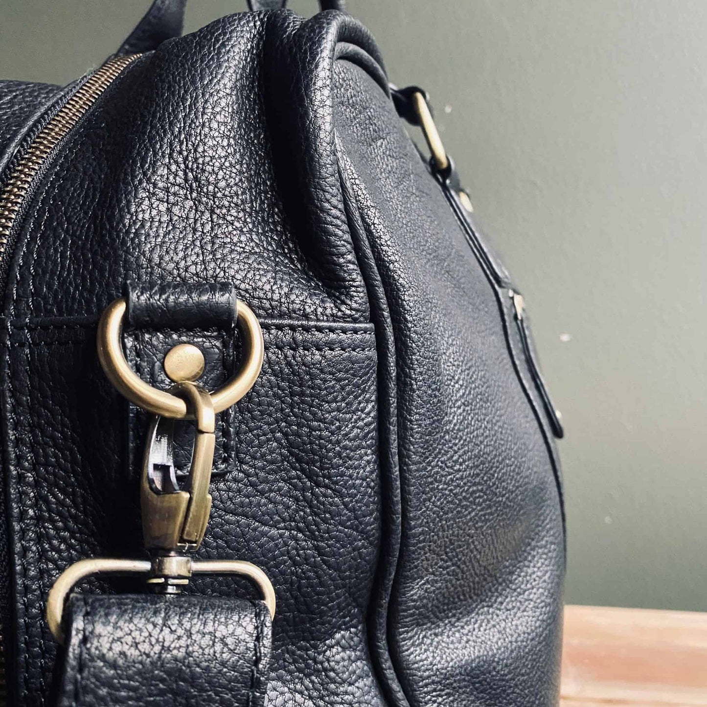 Weekendtaske - Deluxe Sort - VIAMAJA.DK