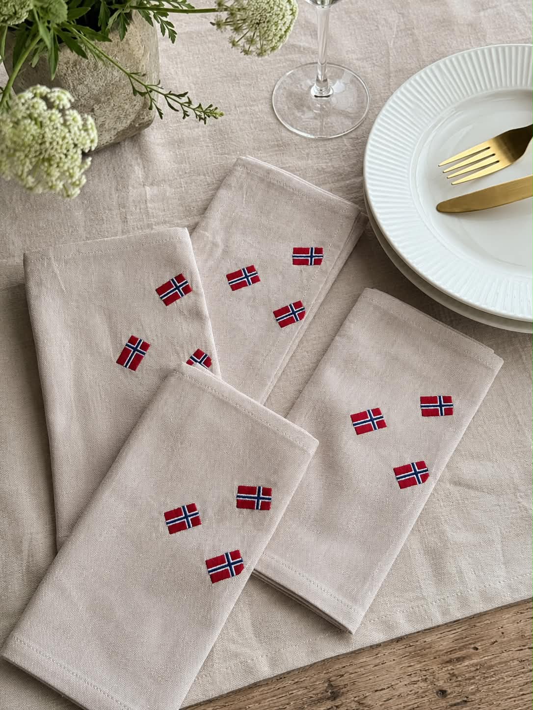 Mundservietter med Norske flag – 4 stk