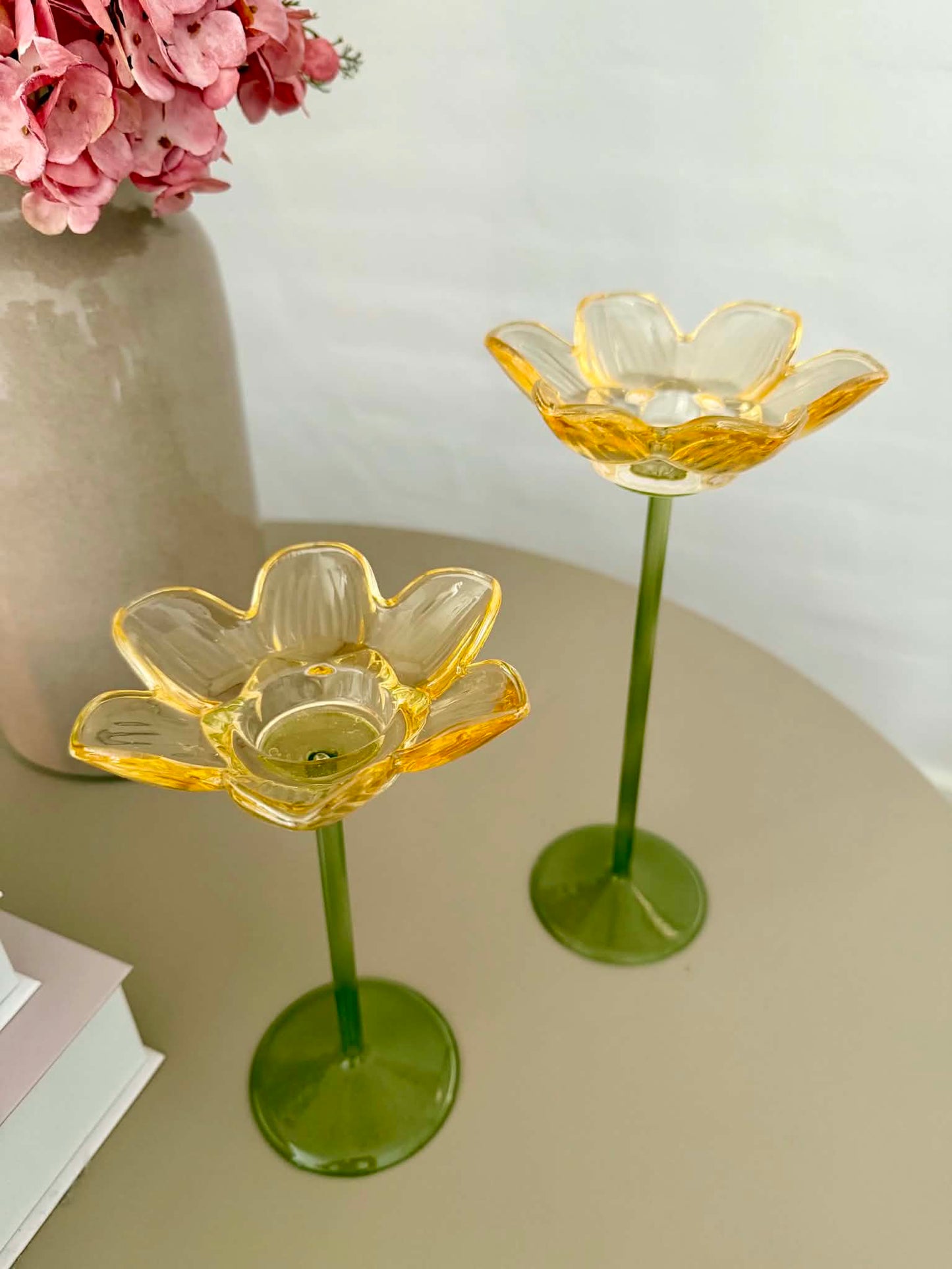 Lysestage blomst - Gul