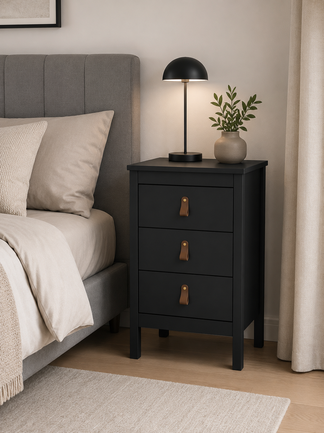 Natbord Madrid med 3 skuffer - Black