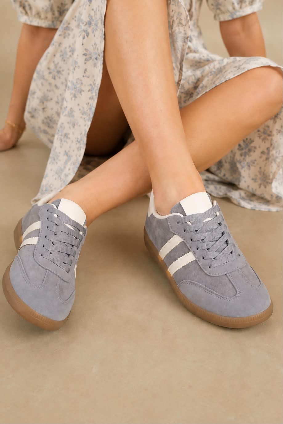 Sneakers Grey