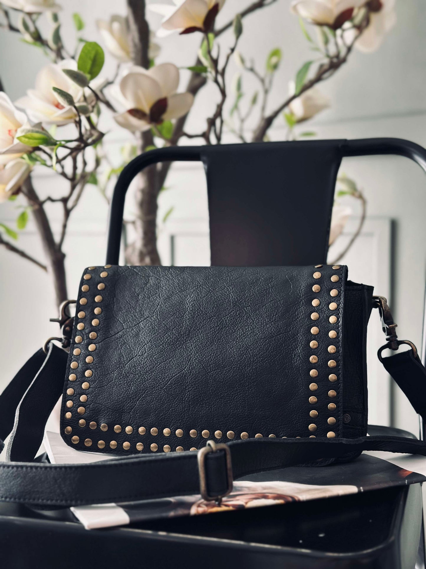Crossover Raw Vintage black
