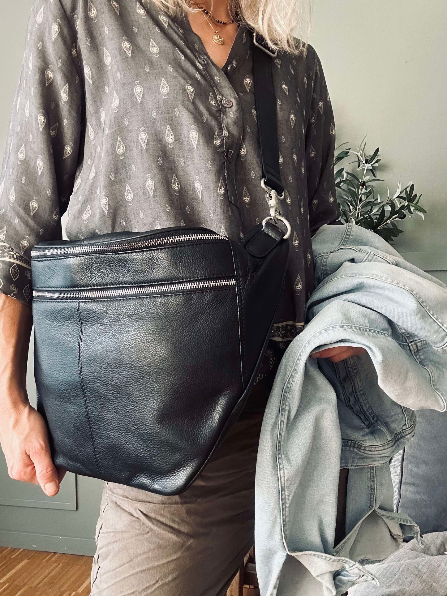 Bumbag BIG Astrid - Black / Silver