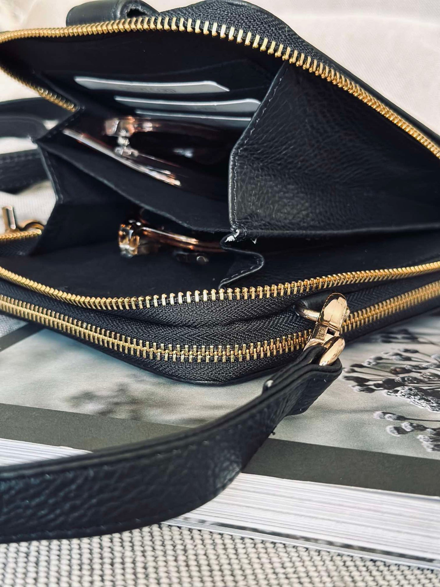 Crossover Posh - Black / Gold