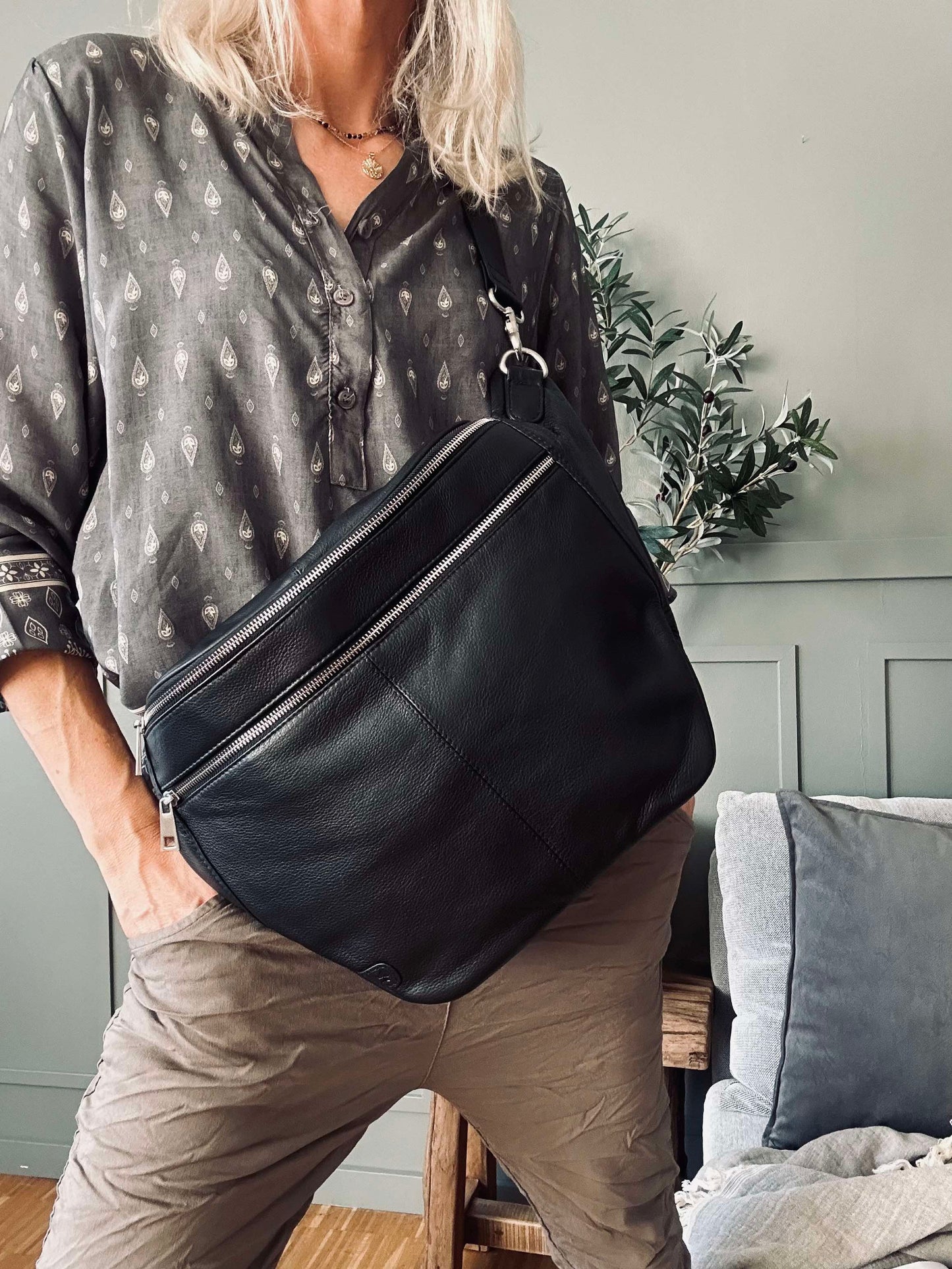 Bumbag BIG Astrid - Black / Silver