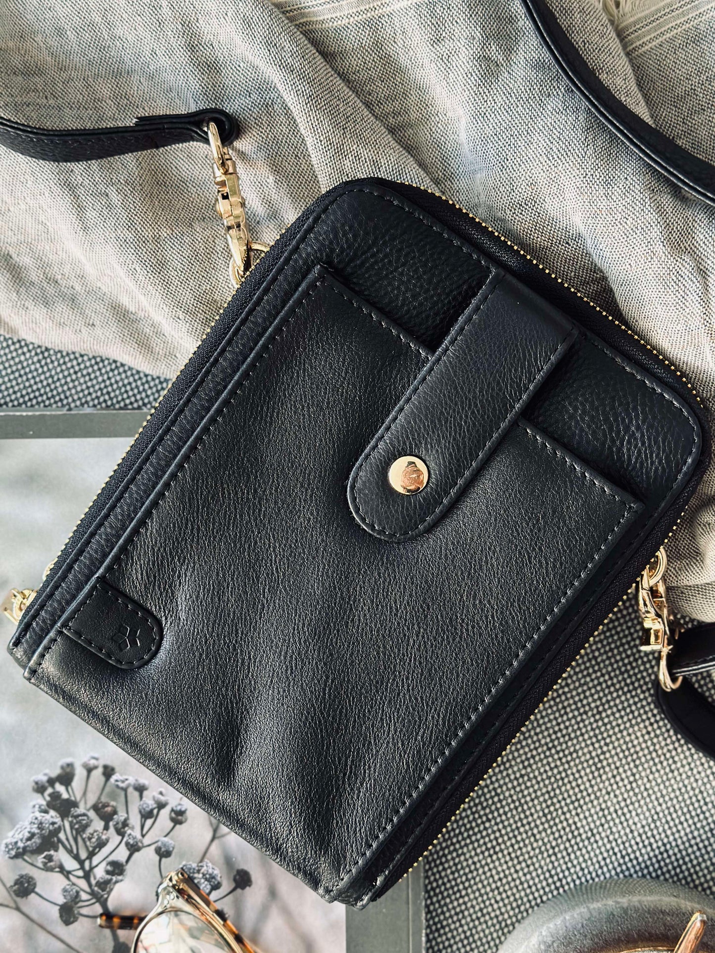 Crossover Posh - Black / Gold