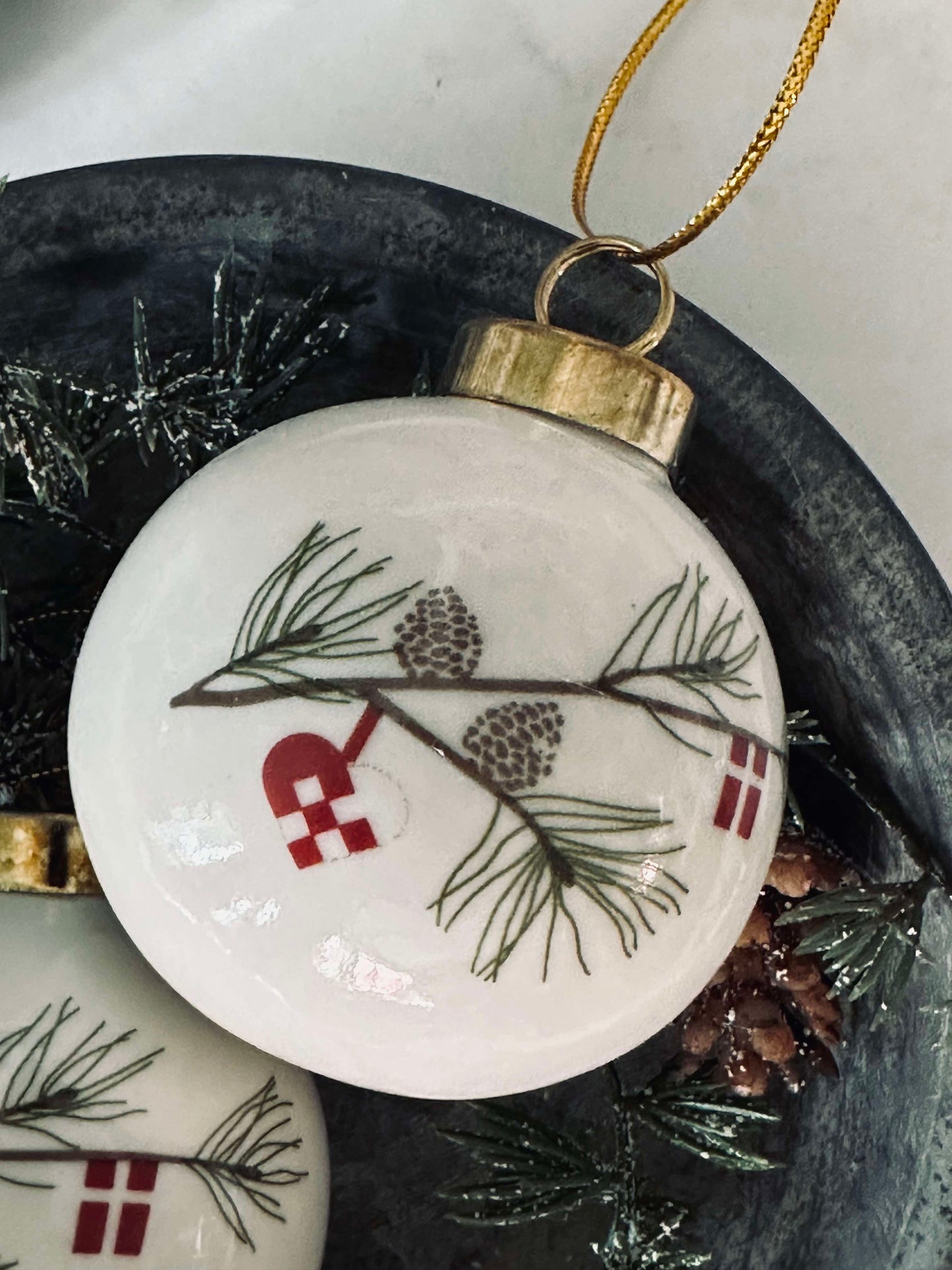 Julekugler porcelæn - 2 stk