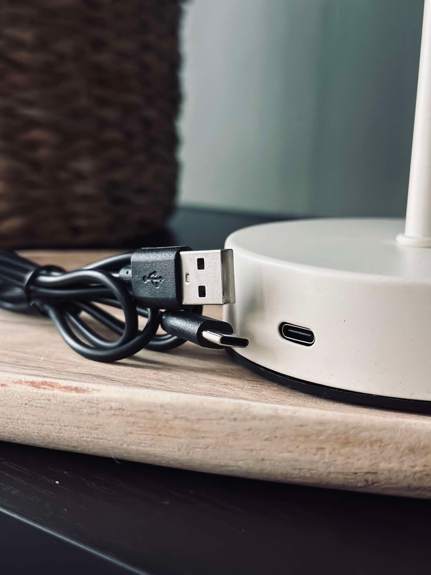 Bordlampe med touch - Hvid