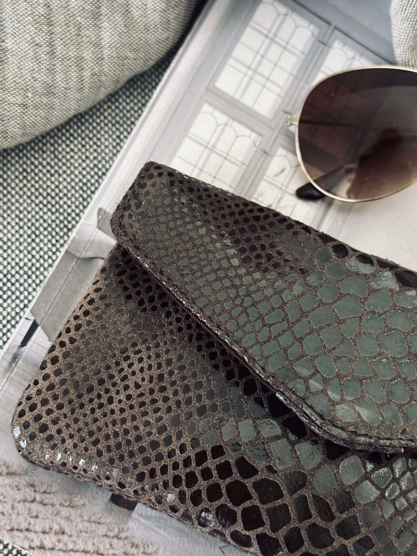 Pung Aura Brown Croco
