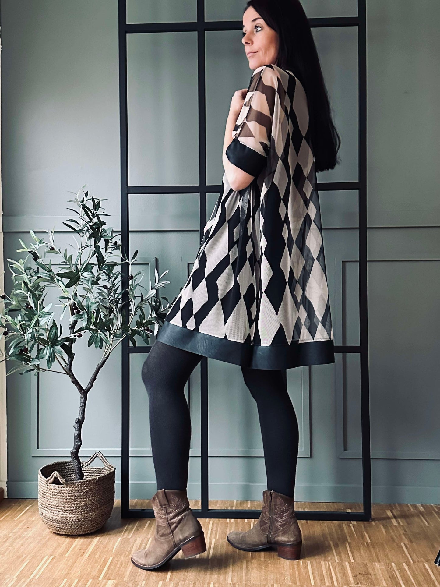 Kjole Kendal Harlequin