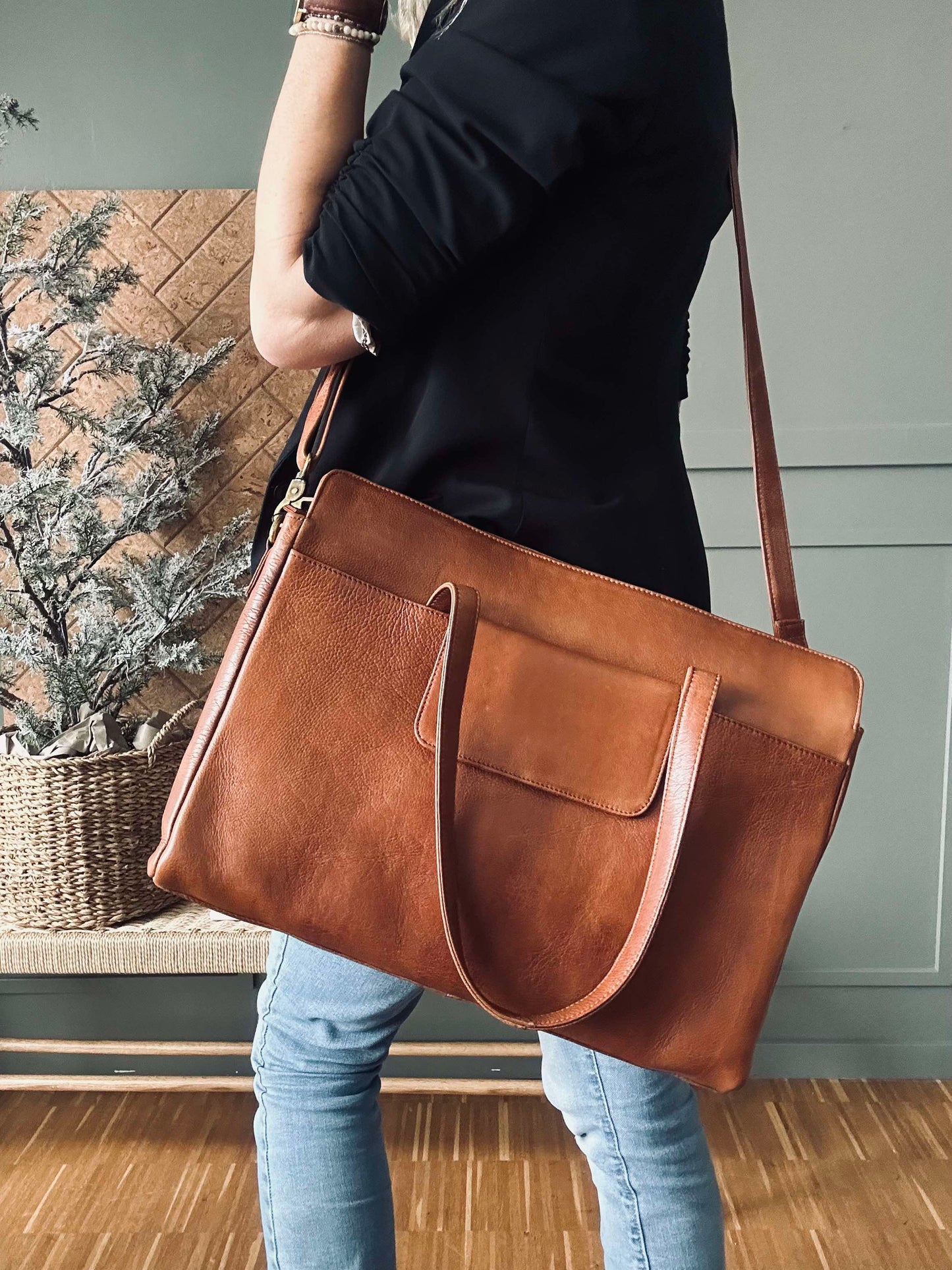 Elvira arbejdstaske Walnut