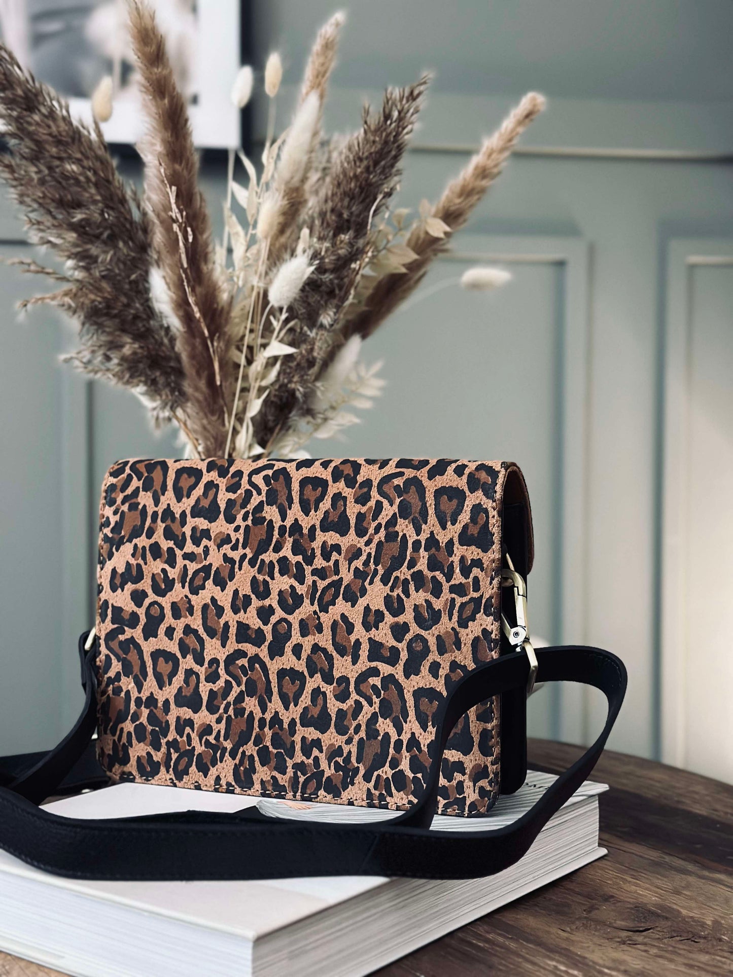 Crossover boxbag - Dark leopard