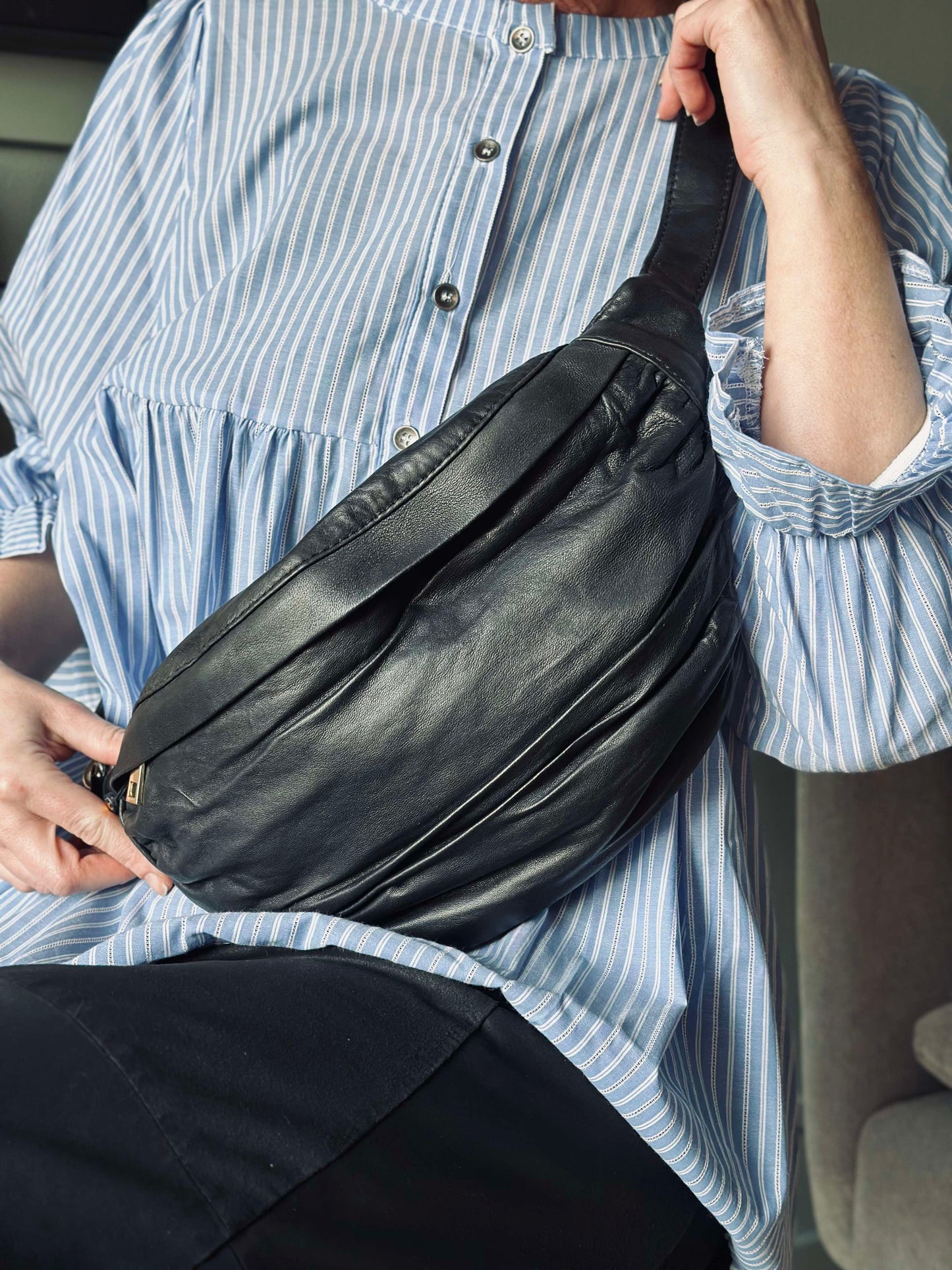 Bumbag Nero - Ultra soft leather