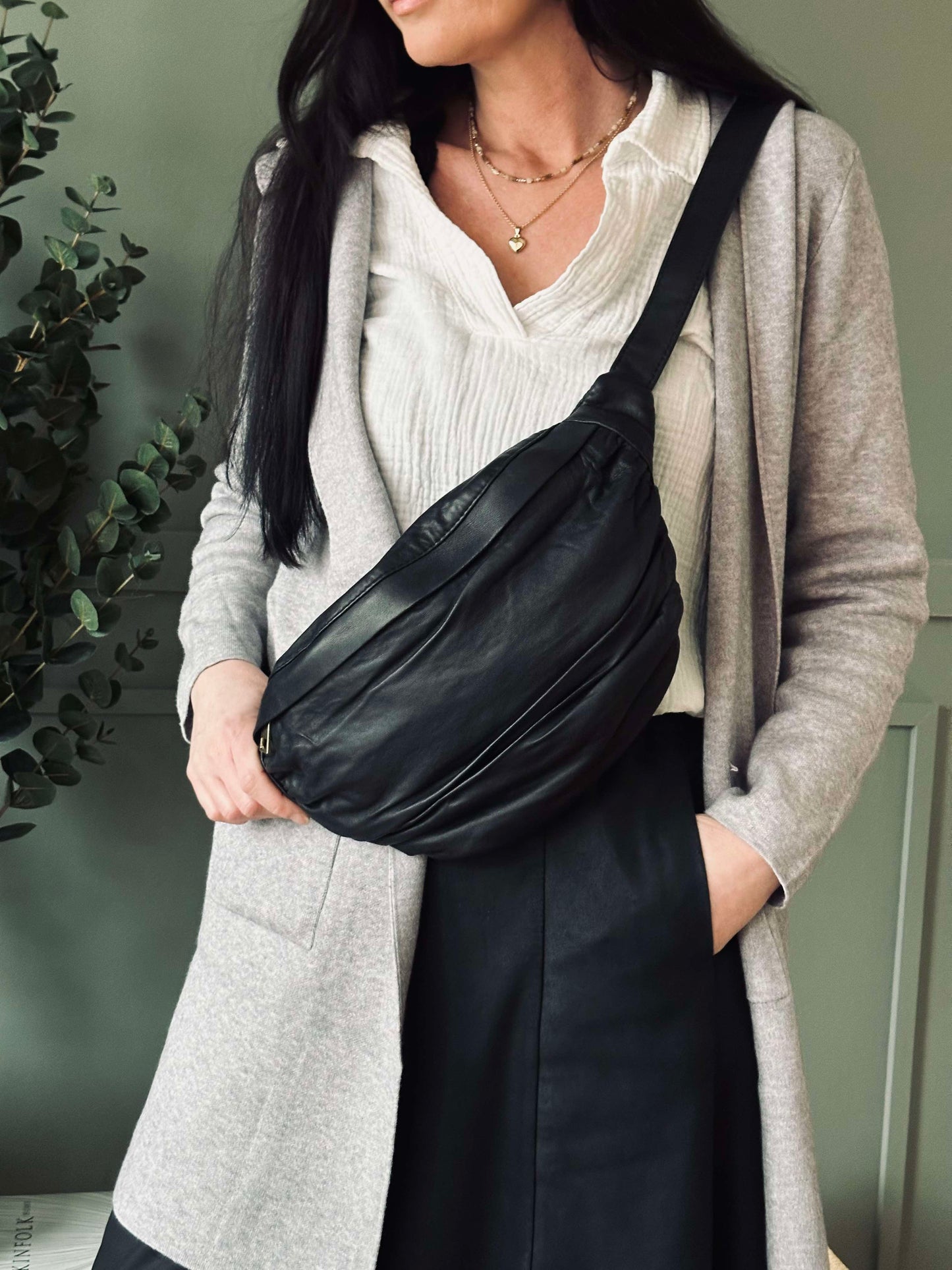 Bumbag Nero - Ultra soft leather