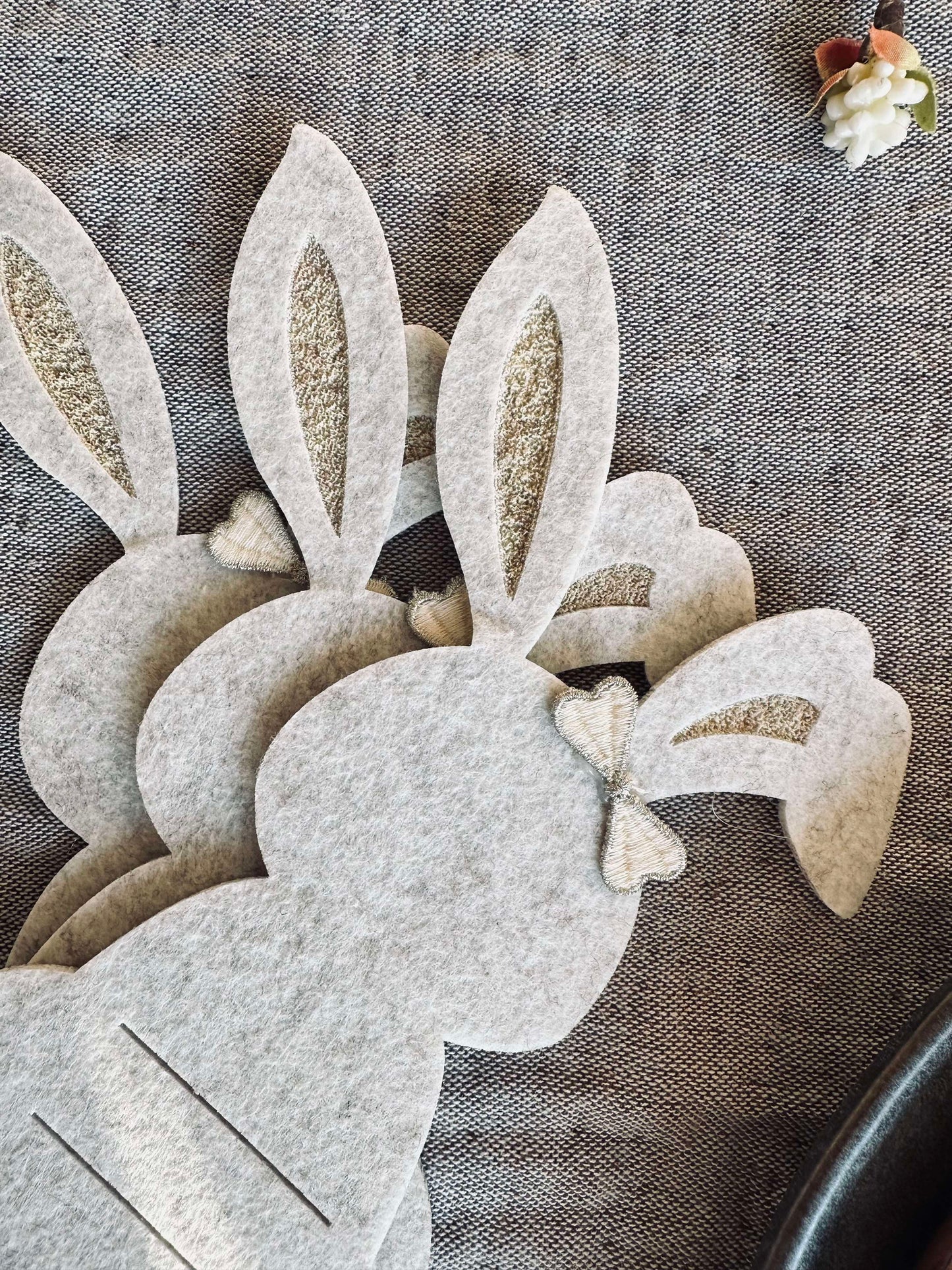 Bestikholder kanin Beige- Sæt med 4 stk