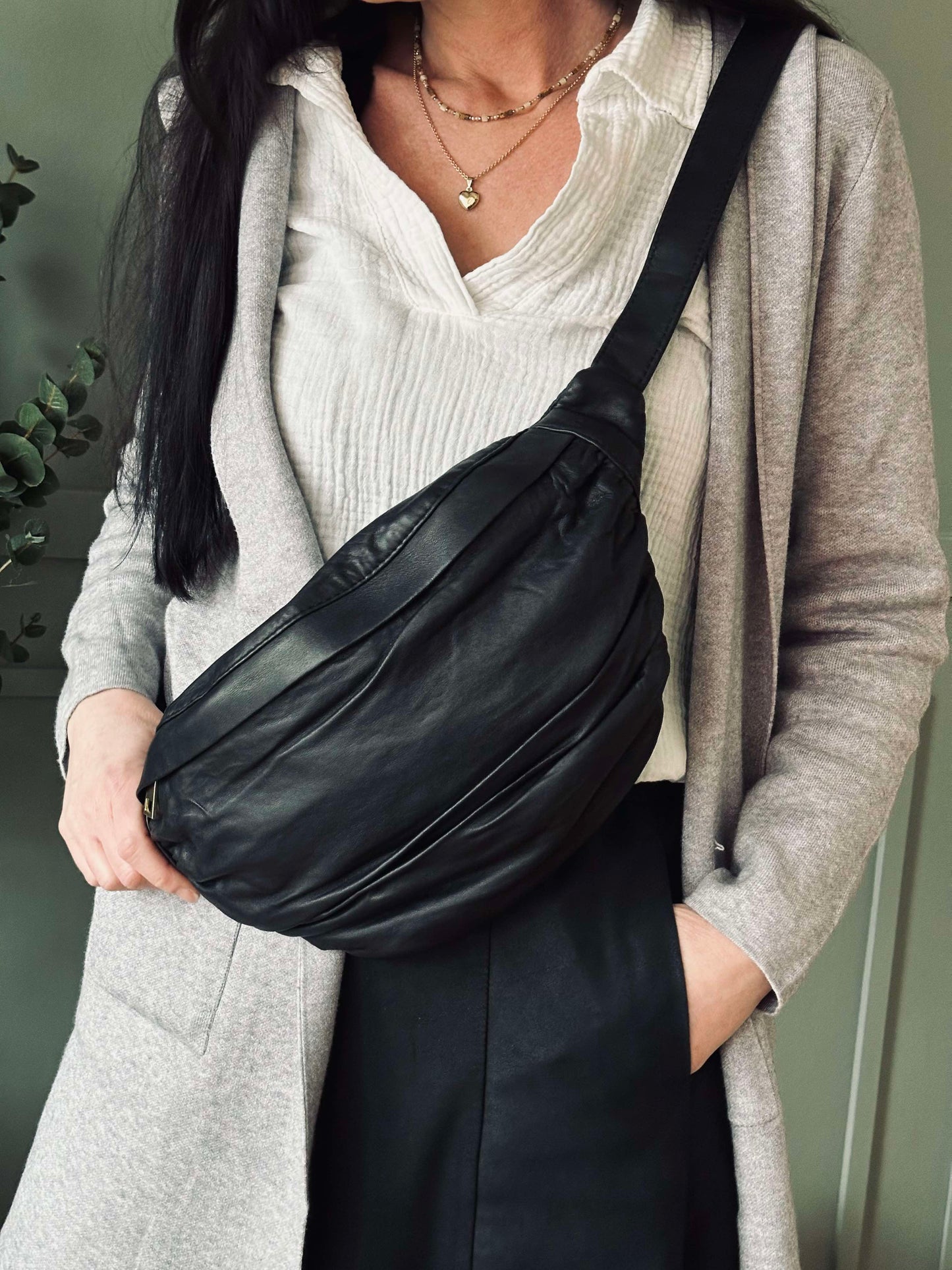 Bumbag Nero - Ultra soft leather