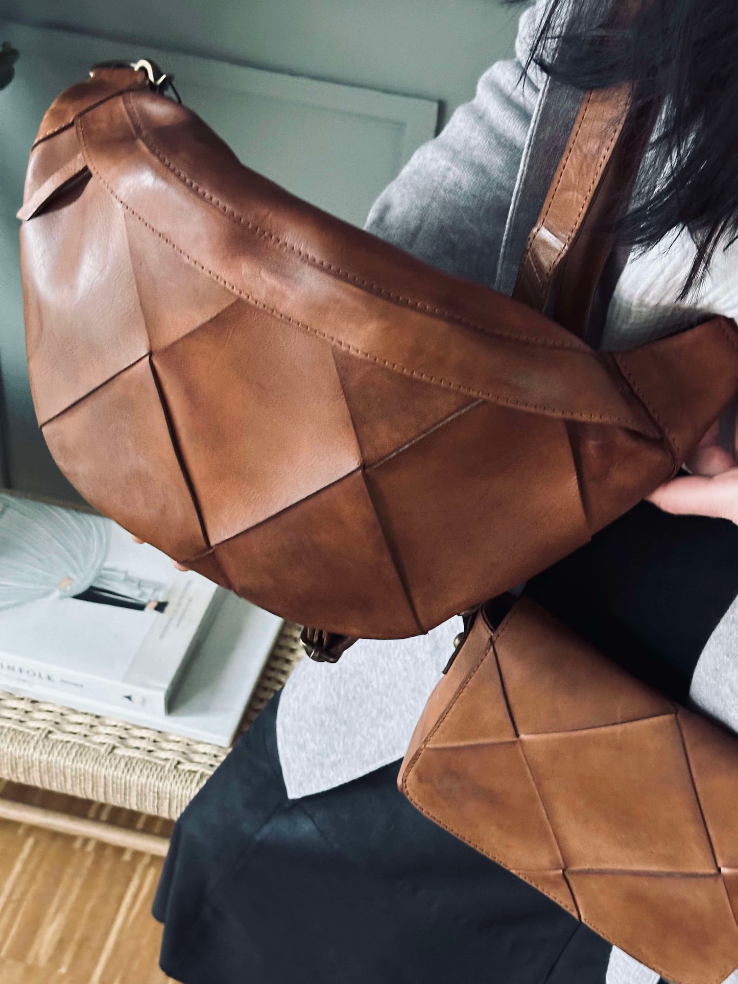 Eksklusiv håndflettet bumbag - Cognac
