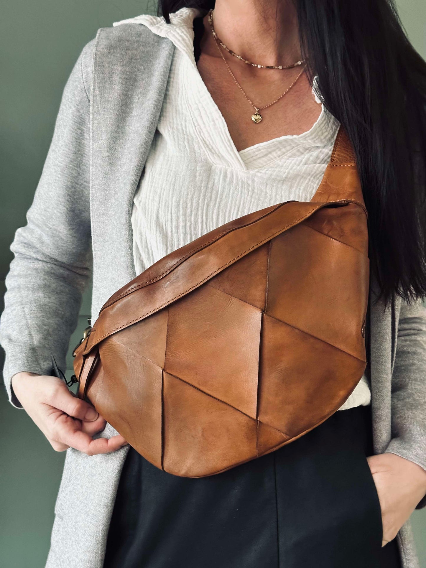 Eksklusiv håndflettet bumbag - Cognac