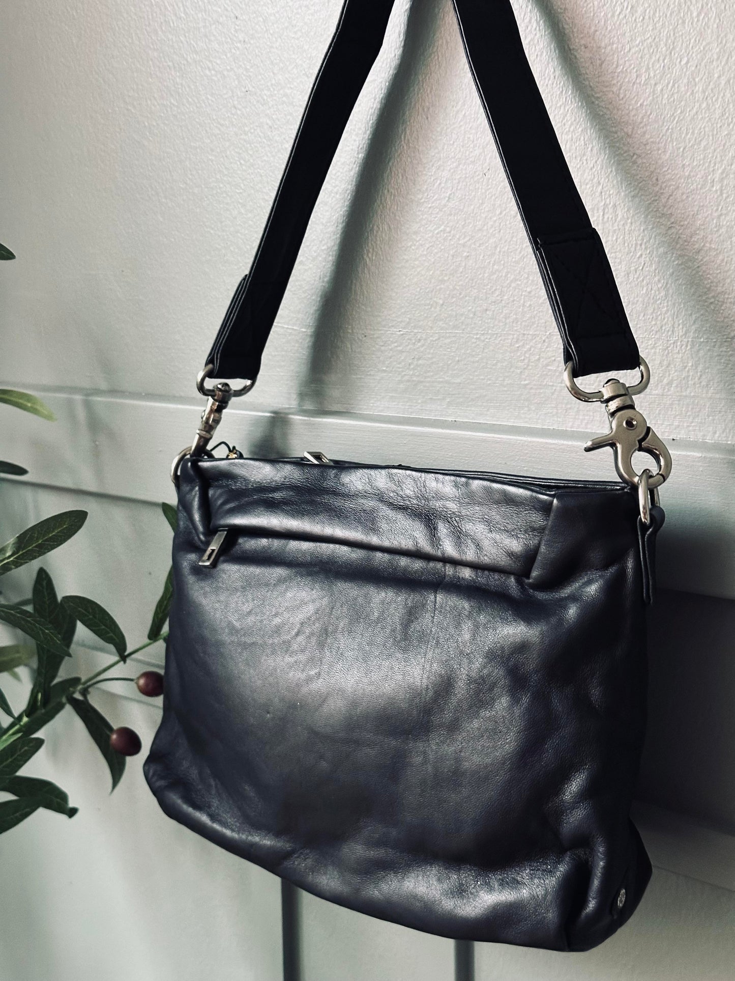 Crossover Emmy Black / Silver