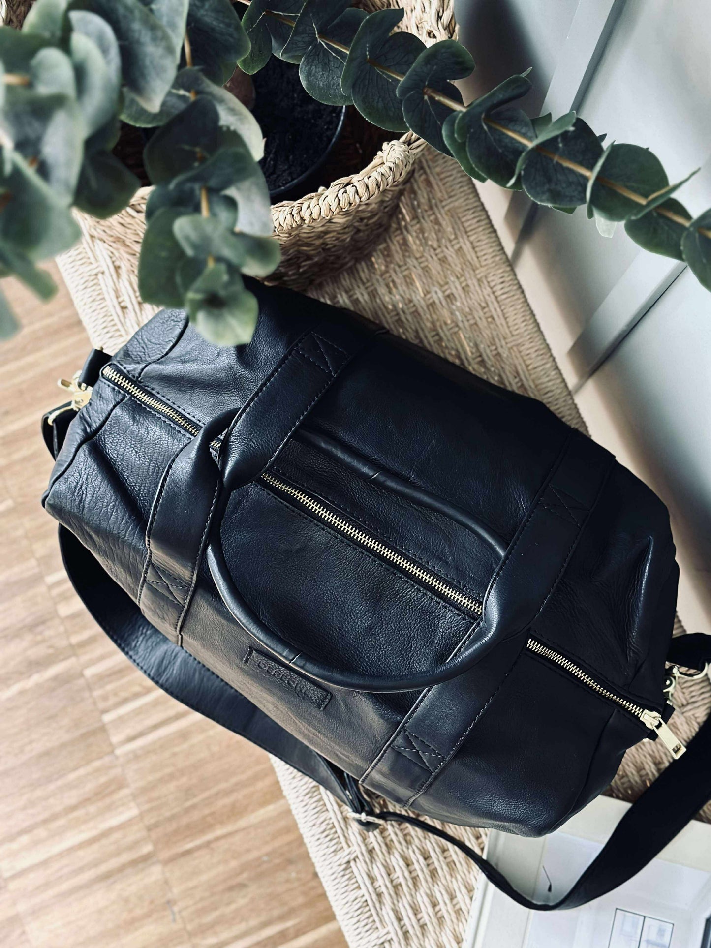 Weekendtaske - Black / Gold
