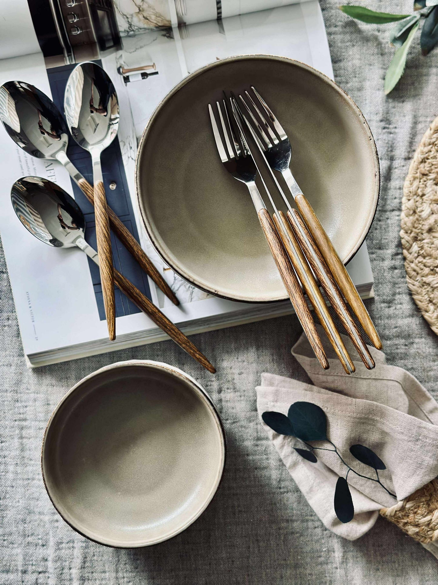 Skål VIGA strib stentøj - Mat brun 12cm