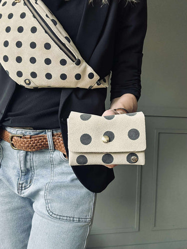 Pung Black dots