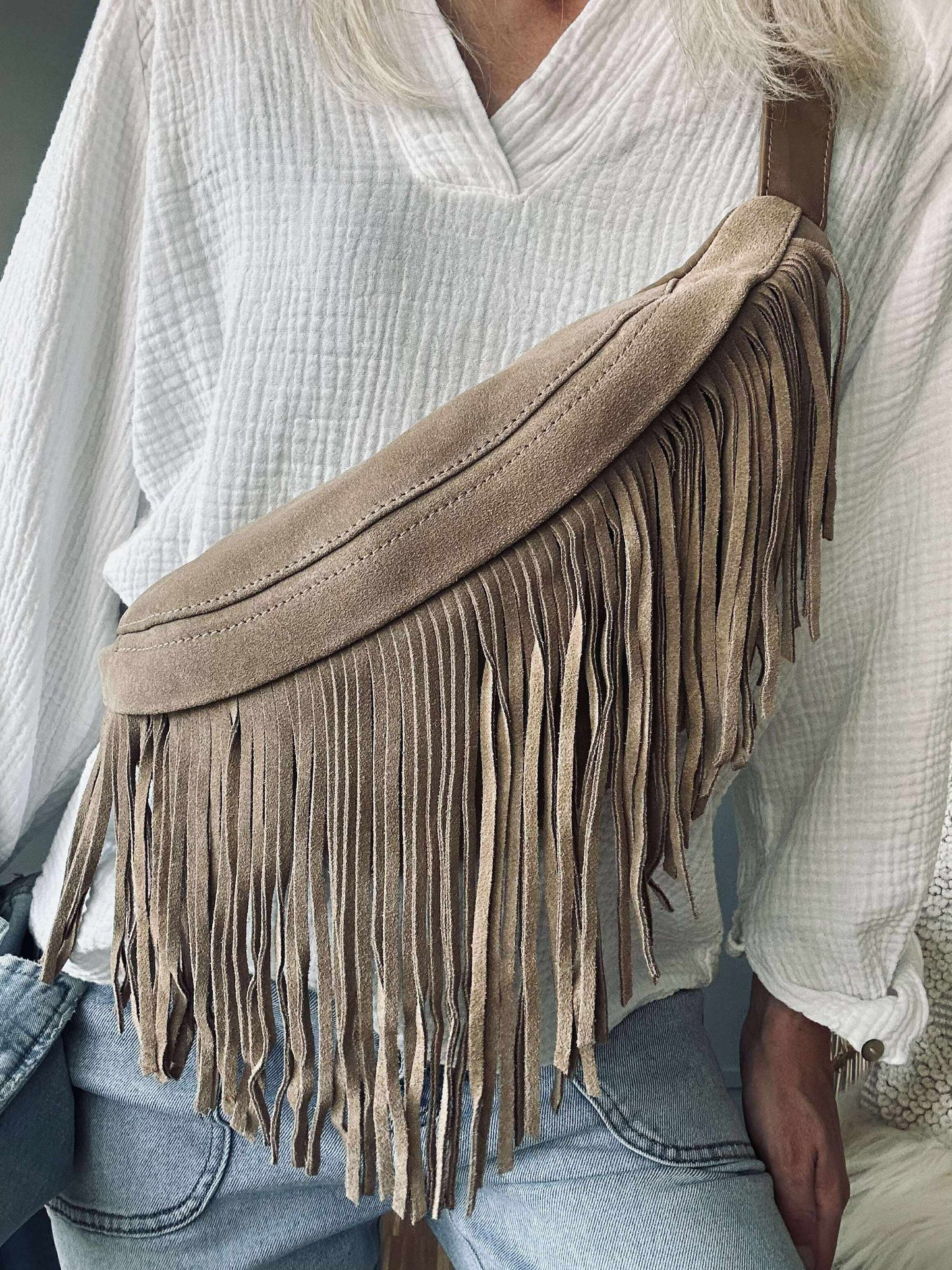 Bumbag med frynser - Sand