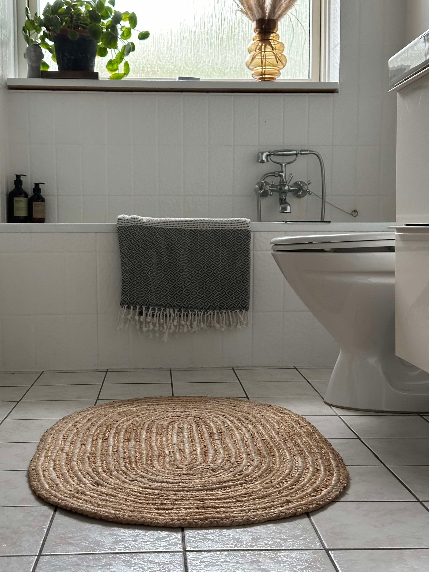 Jutetæppe i flet - Oval