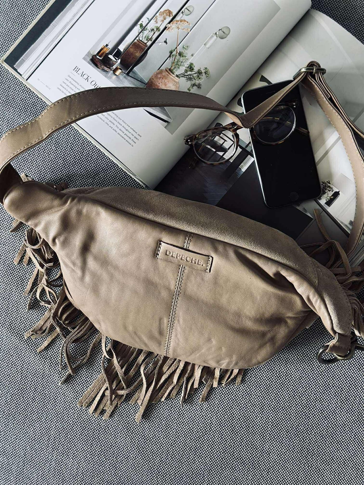 Bumbag med frynser - Sand