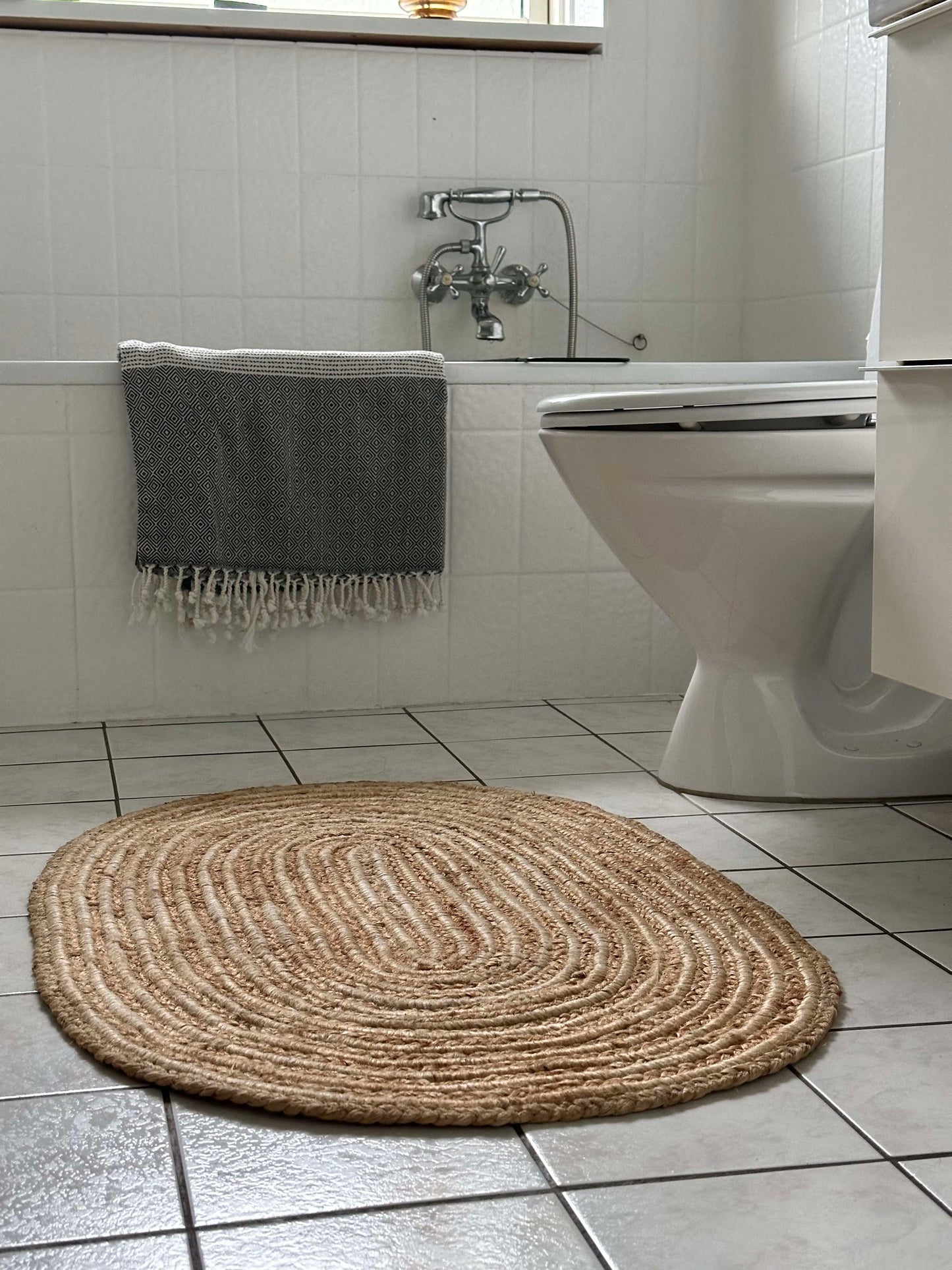 Jutetæppe i flet - Oval