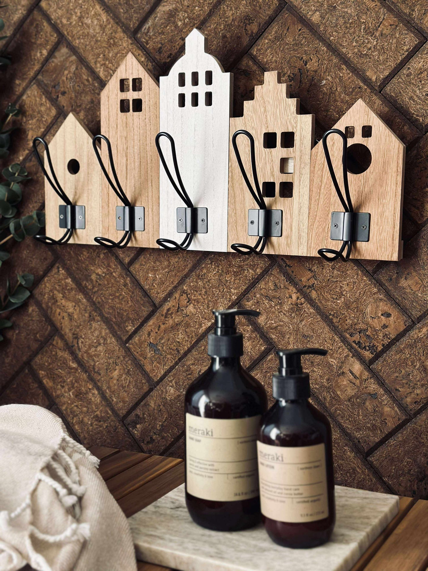 Knagerække med huse