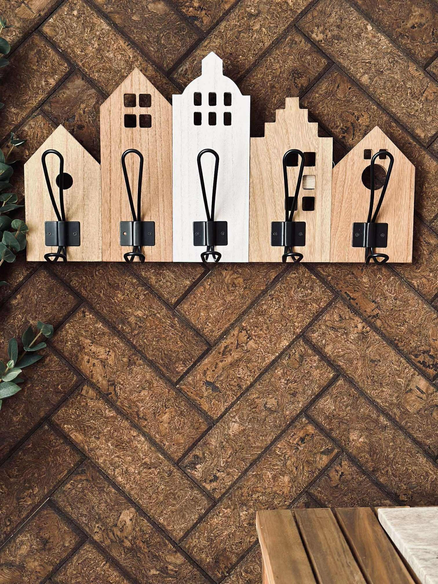 Knagerække med huse