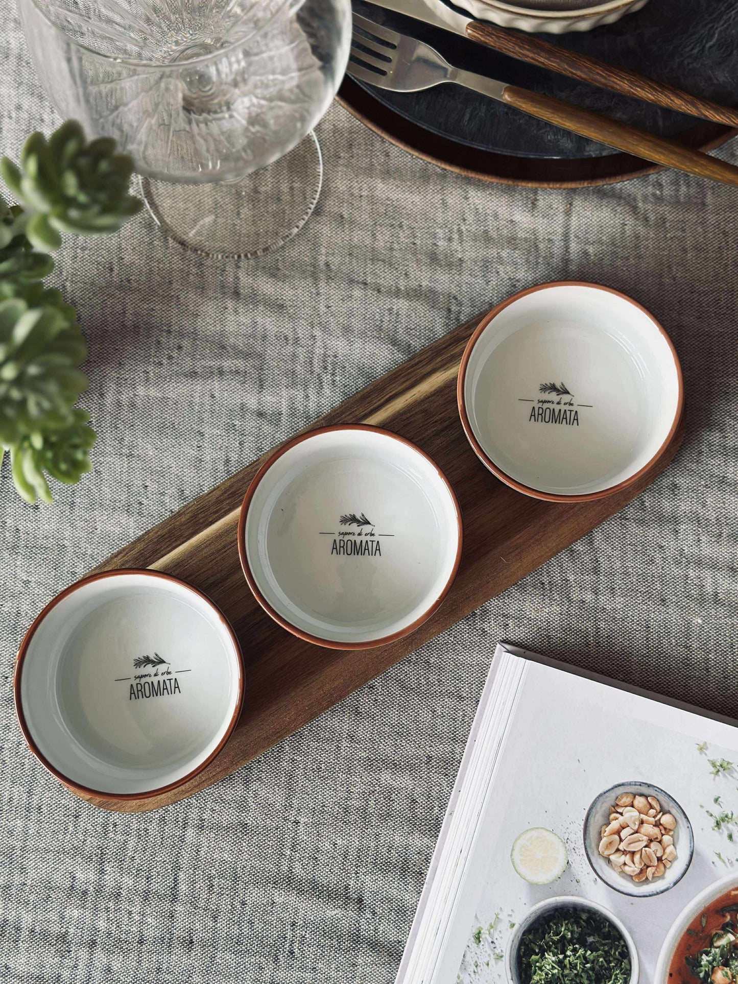 Tapas - 3 skåle og fad