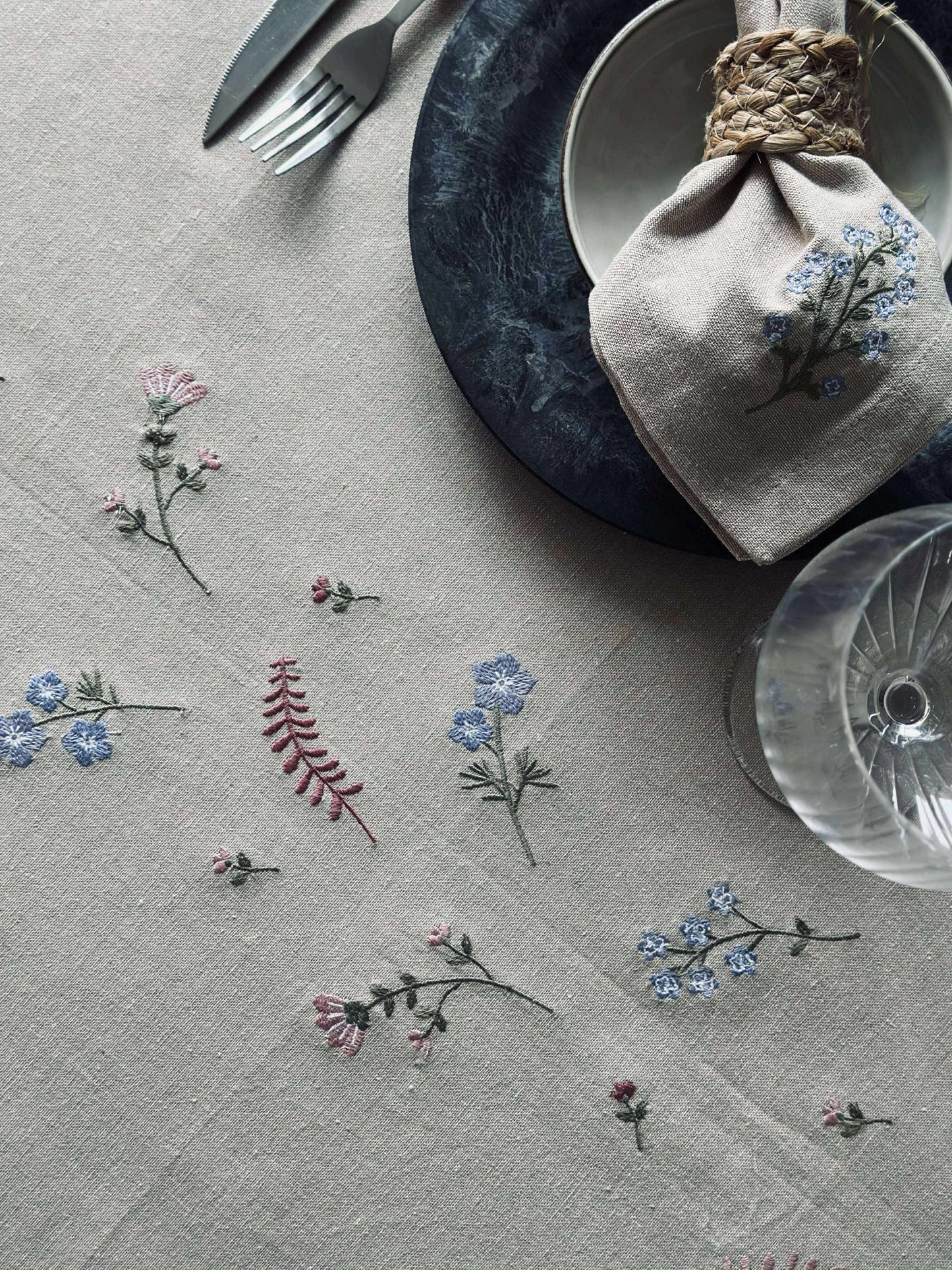 Dug flower broderi - Hørlook