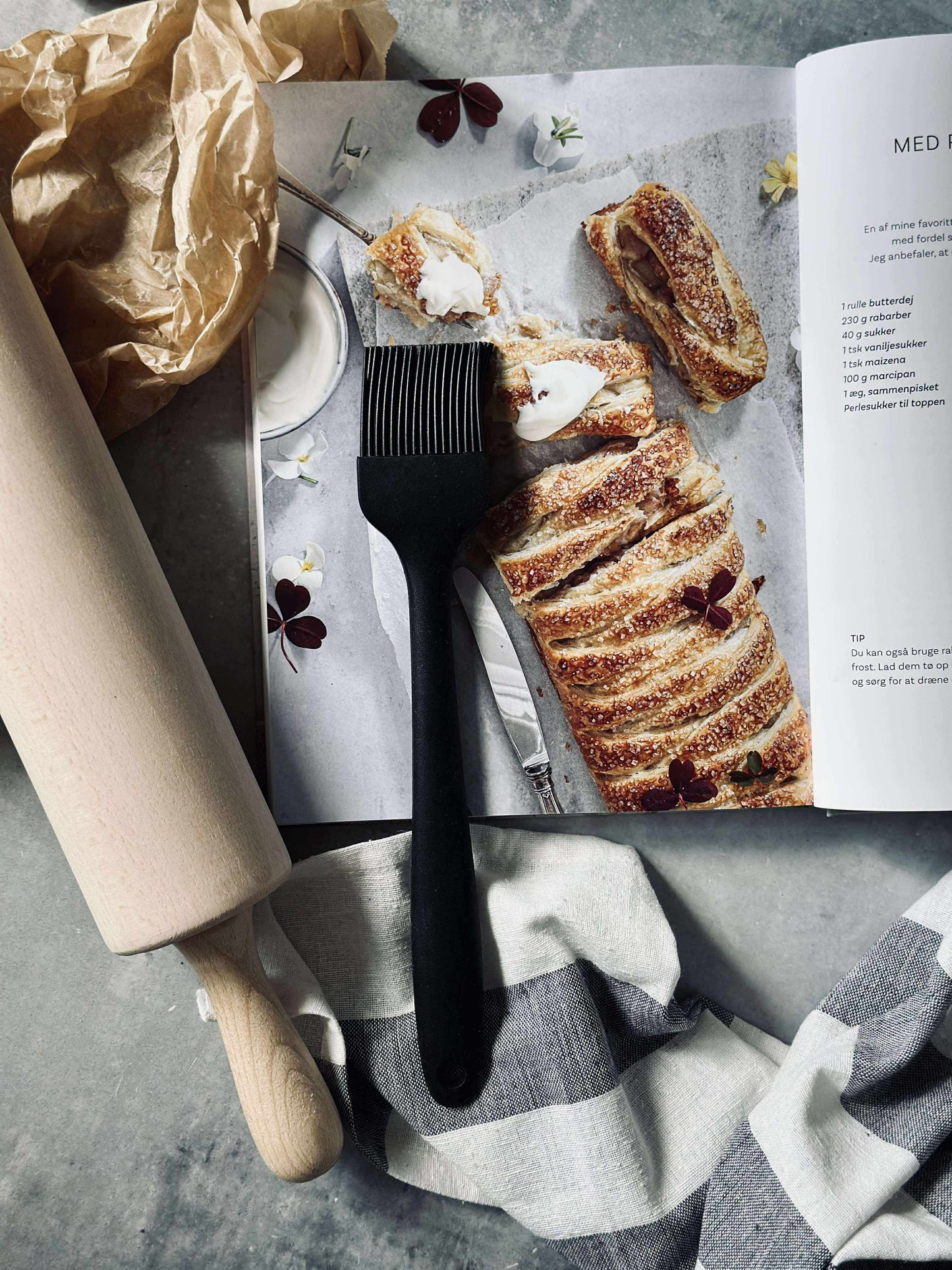 Bagepensel - Royal black