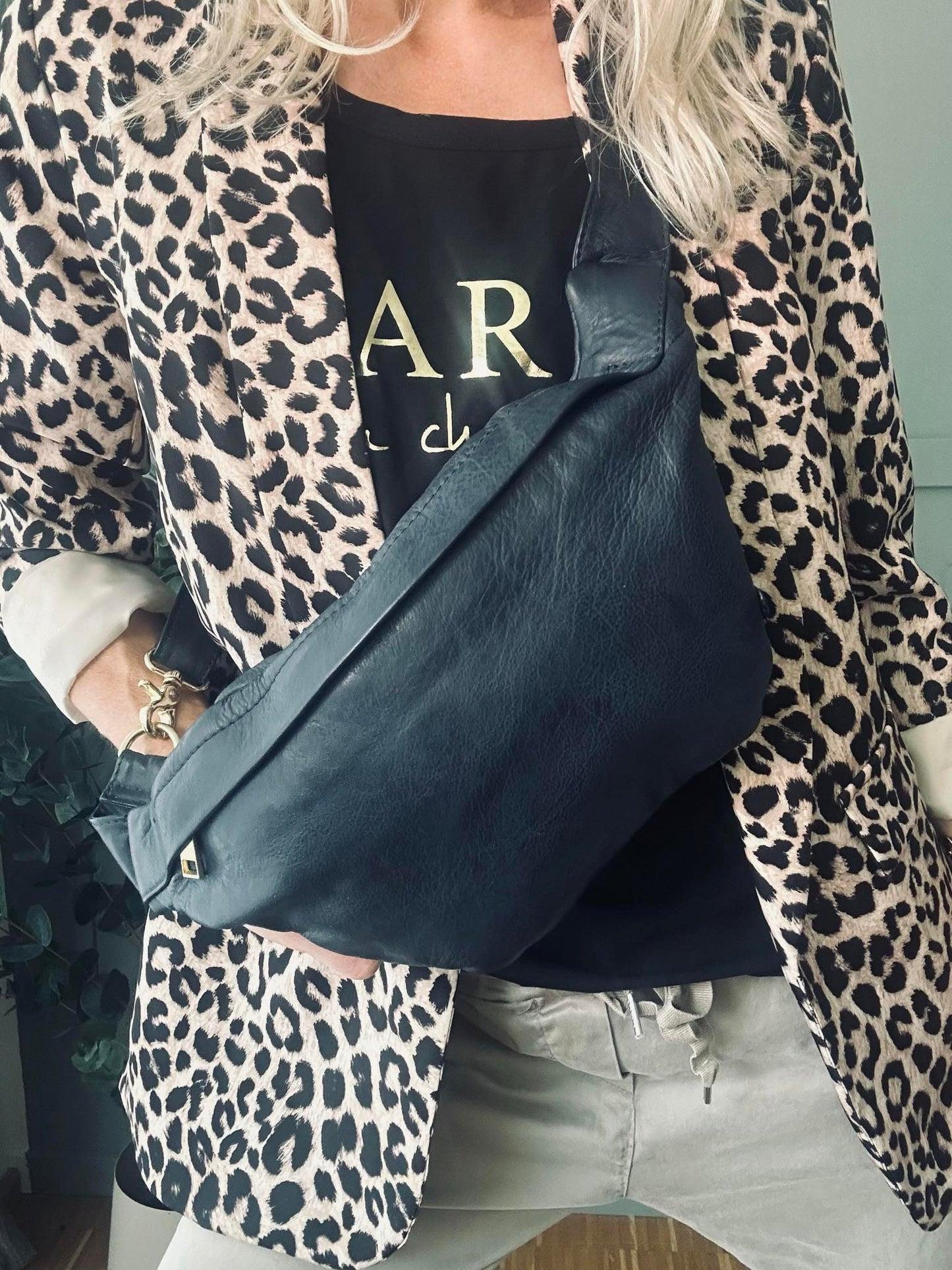 Cool Buffy Bumbag i smørblødt læder - Midnight Blue