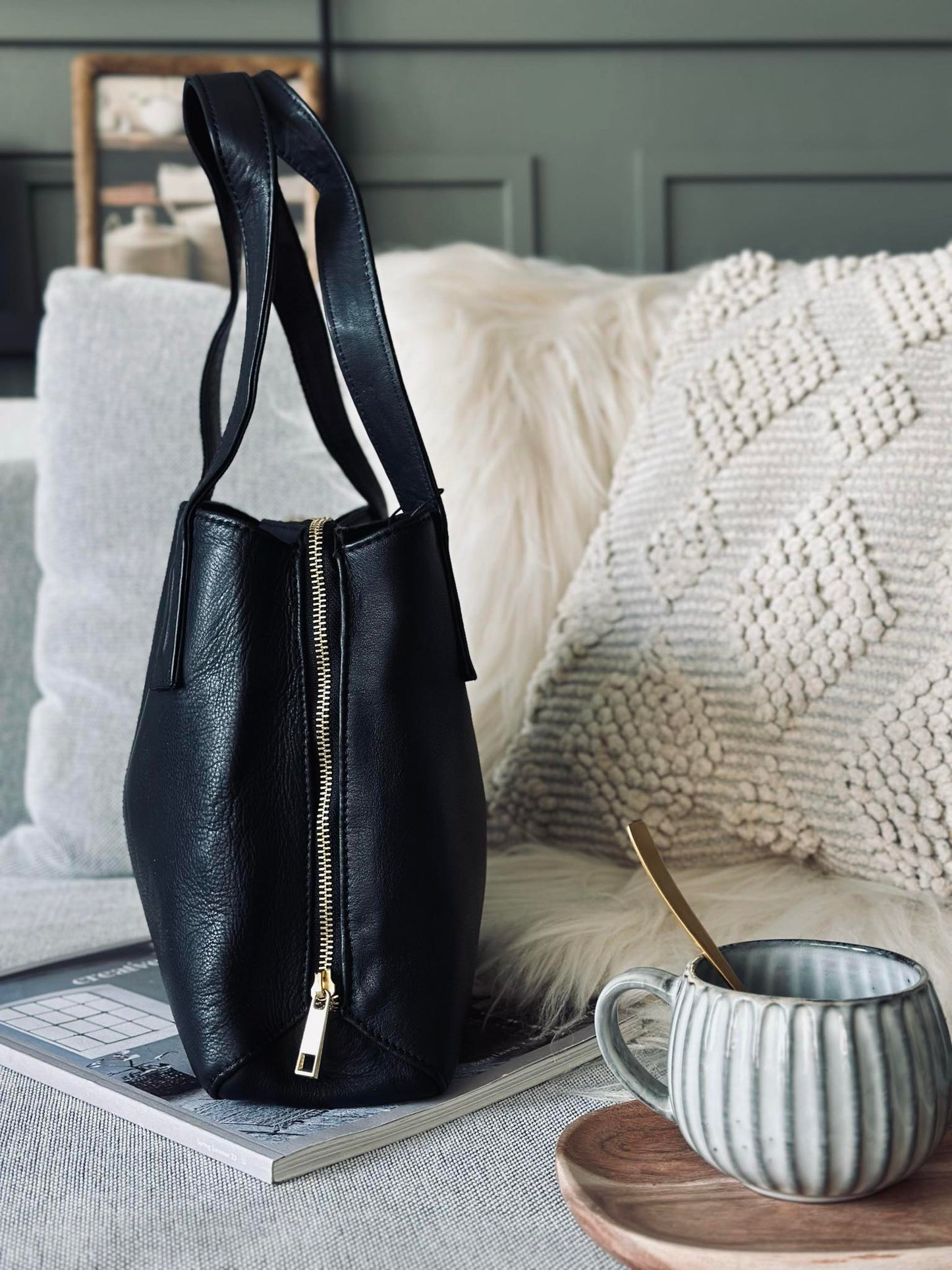 Skuldertaske - Black leather