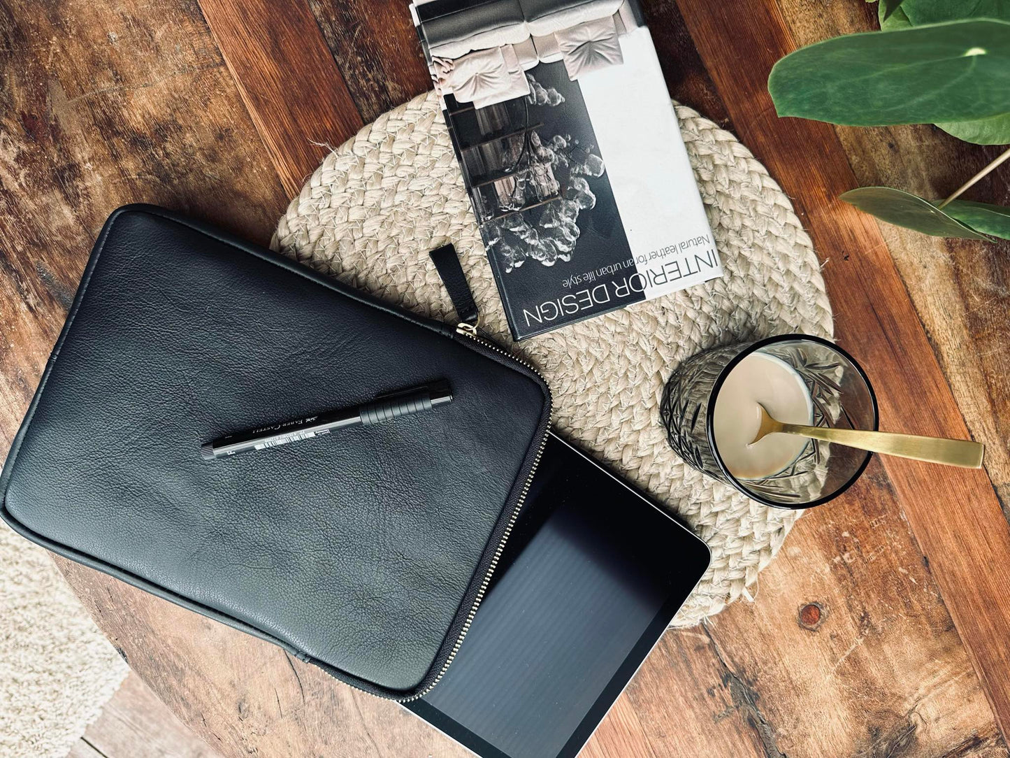 Ipad sleeve - Black / Gold