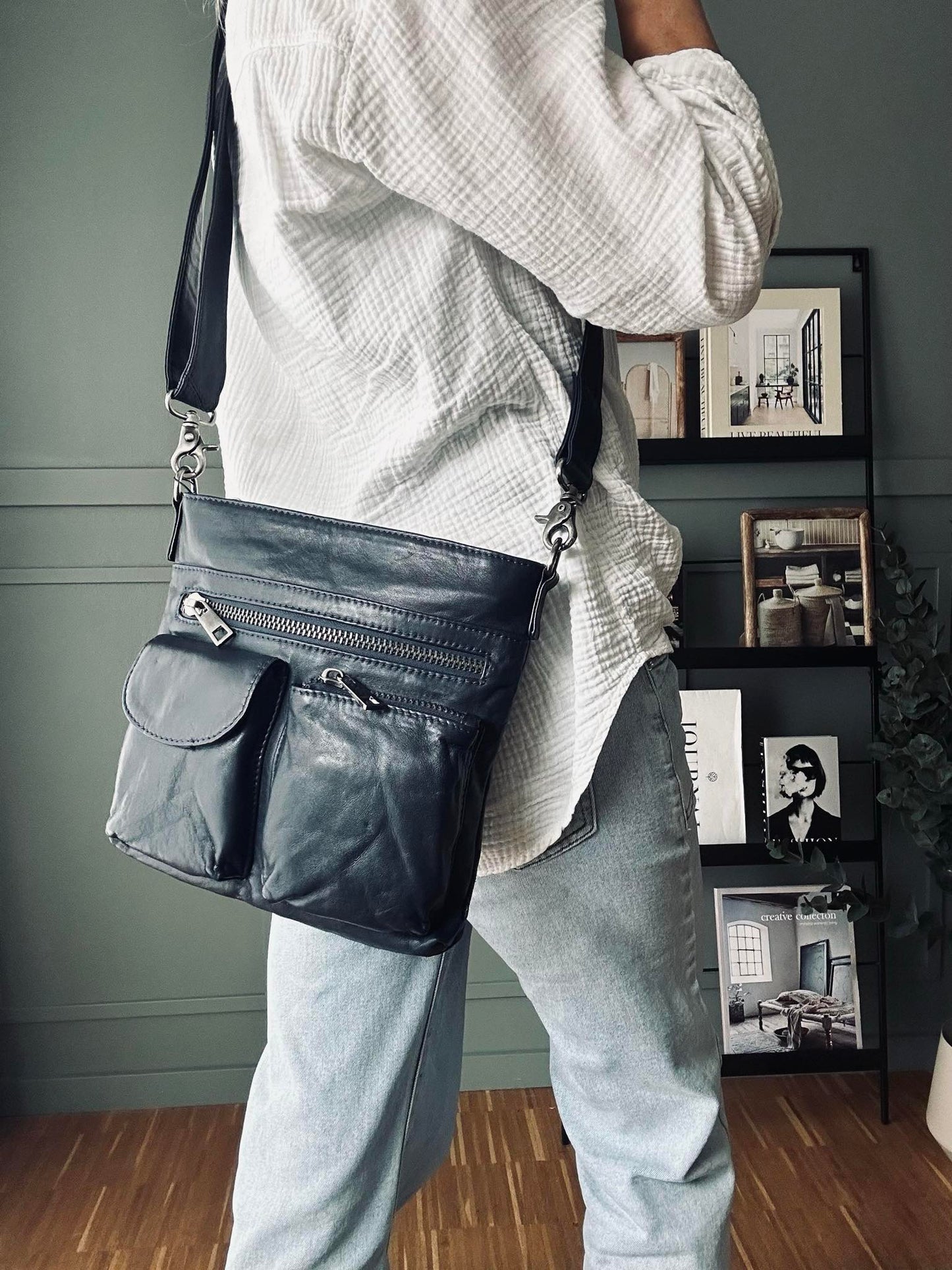 Crossbody NAVY - Ultra blød